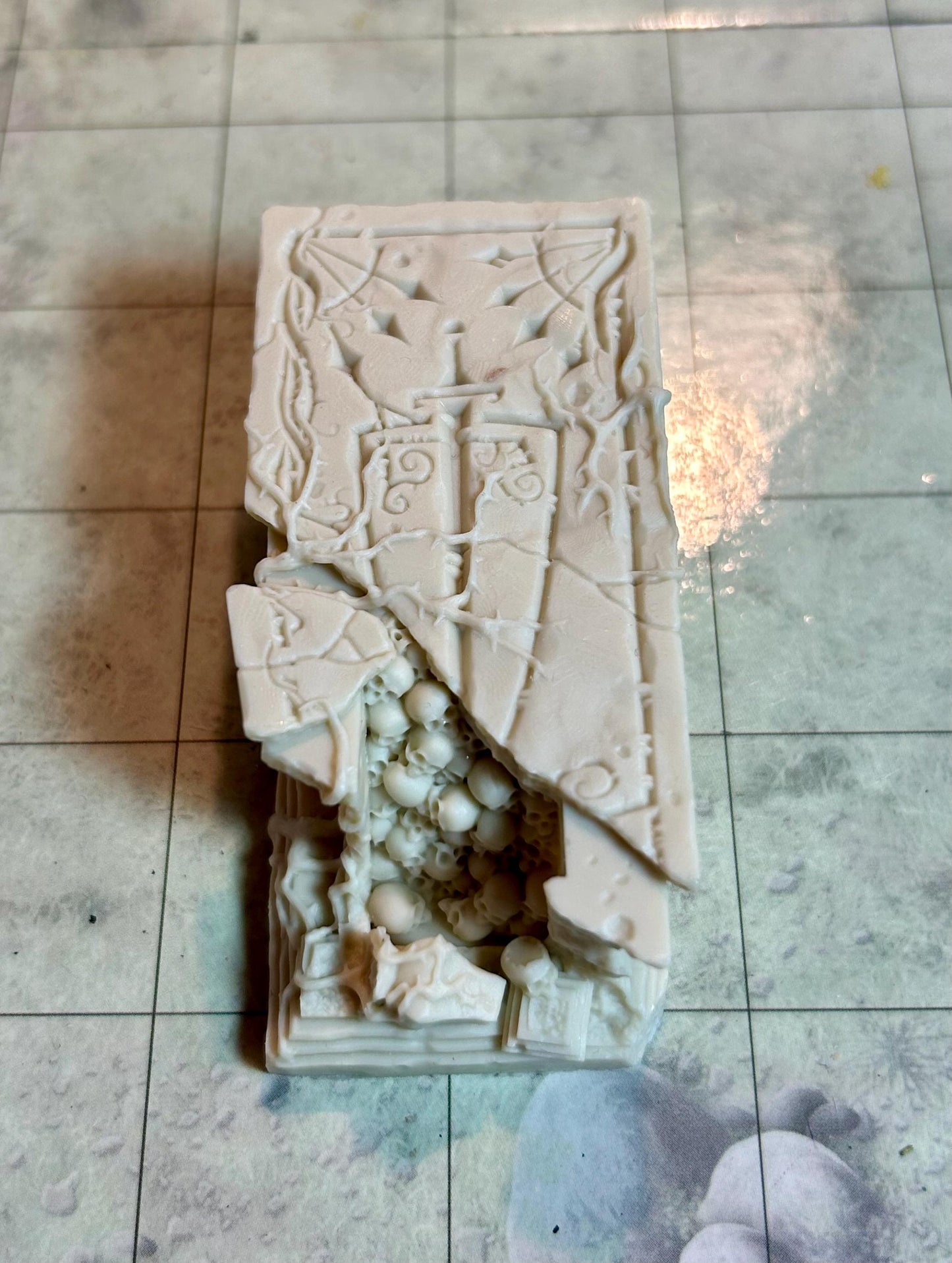 Legend Games- Graveyard scatter- Broken Gothic Tomb for RPG and wargaming scenery