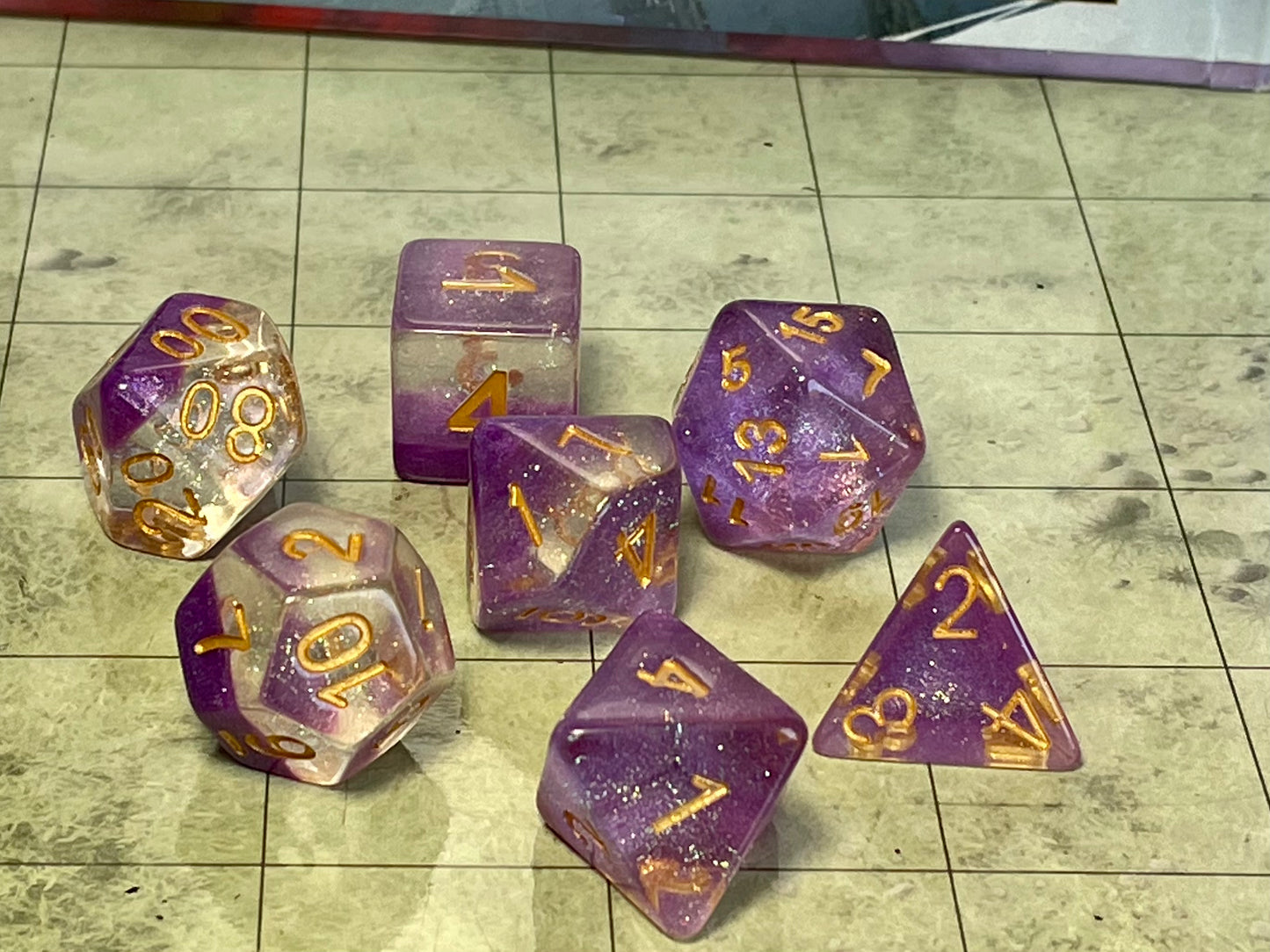 Snow globe Poly Dice Set-  Violet Sunset